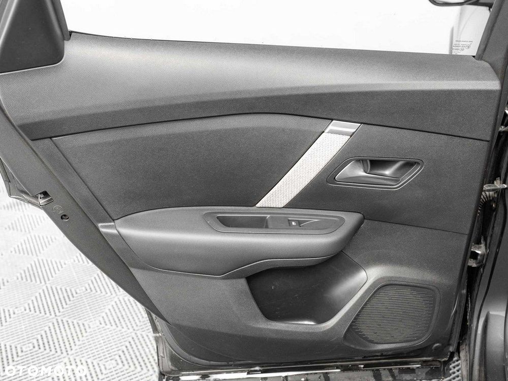 Citroën C4 1.2 PureTech Max S&S EAT8 - 27
