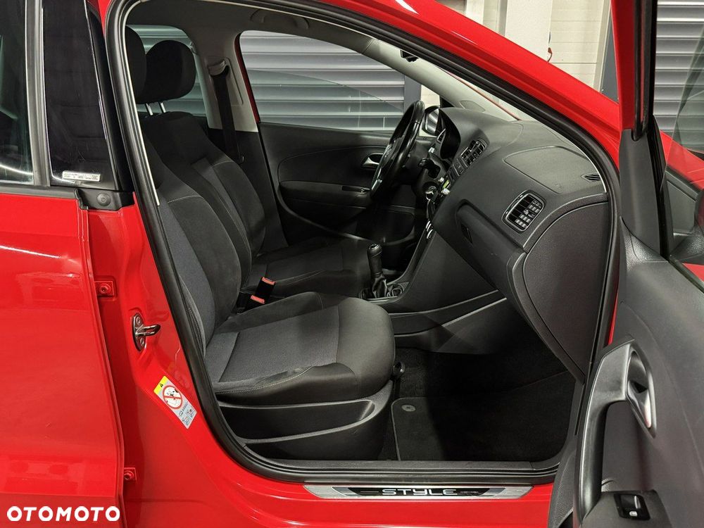 Volkswagen Polo - 17