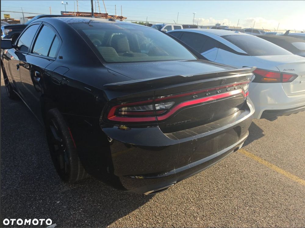 Dodge Charger - 5
