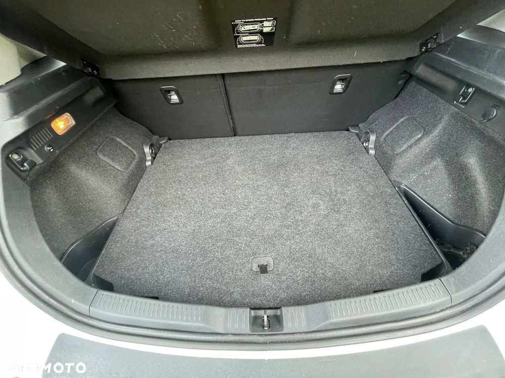 Toyota Auris 1.6 Valvematic Comfort - 17