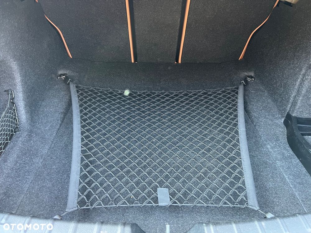 BMW Seria 3 330i xDrive Luxury Line - 13