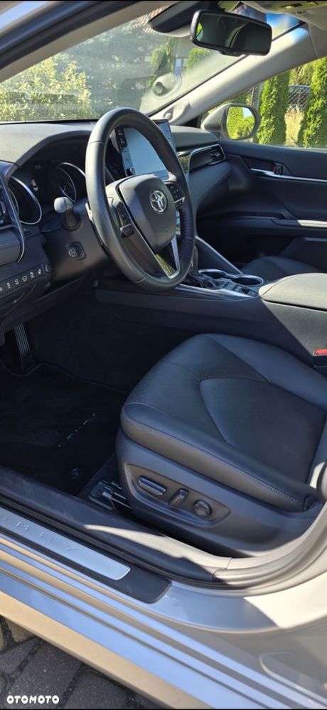 Toyota Camry 2.5 Hybrid Executive CVT - 12
