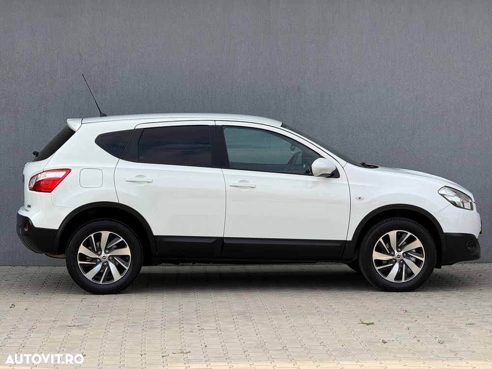 Nissan Qashqai 1.6 DCI Start/Stop Visia - 33