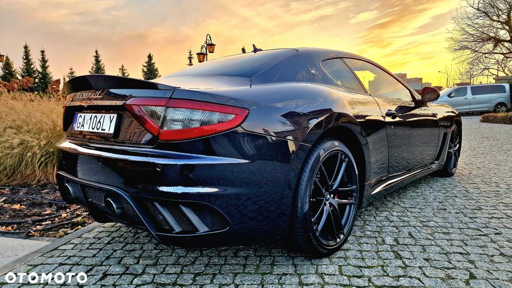 Maserati GranTurismo MC Stradale - 4