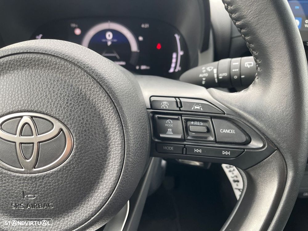 Toyota Yaris Cross 1.5 HDF Comfort Plus - 22