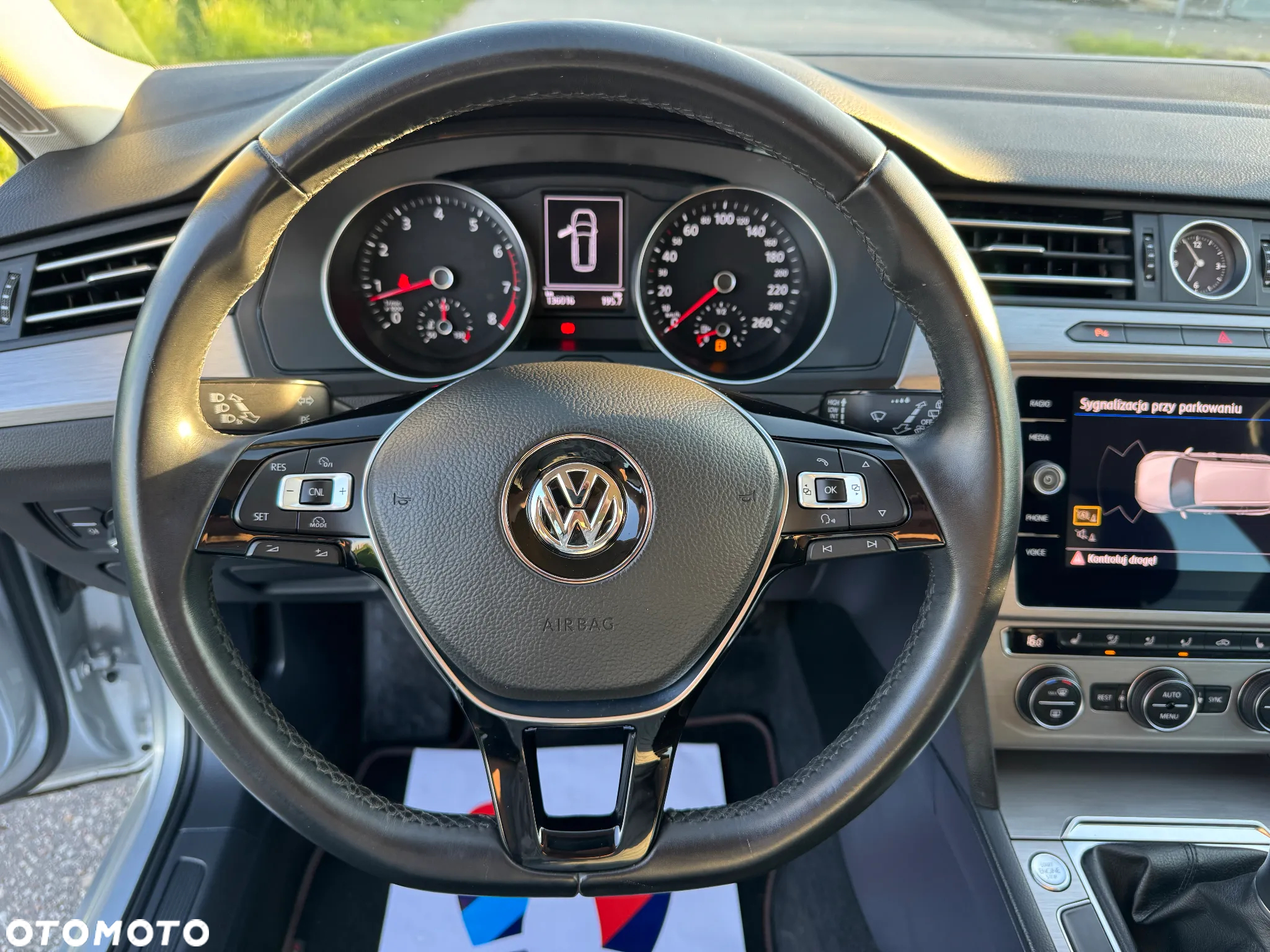 Volkswagen Passat 1.4 TSI BMT Comfortline - 34