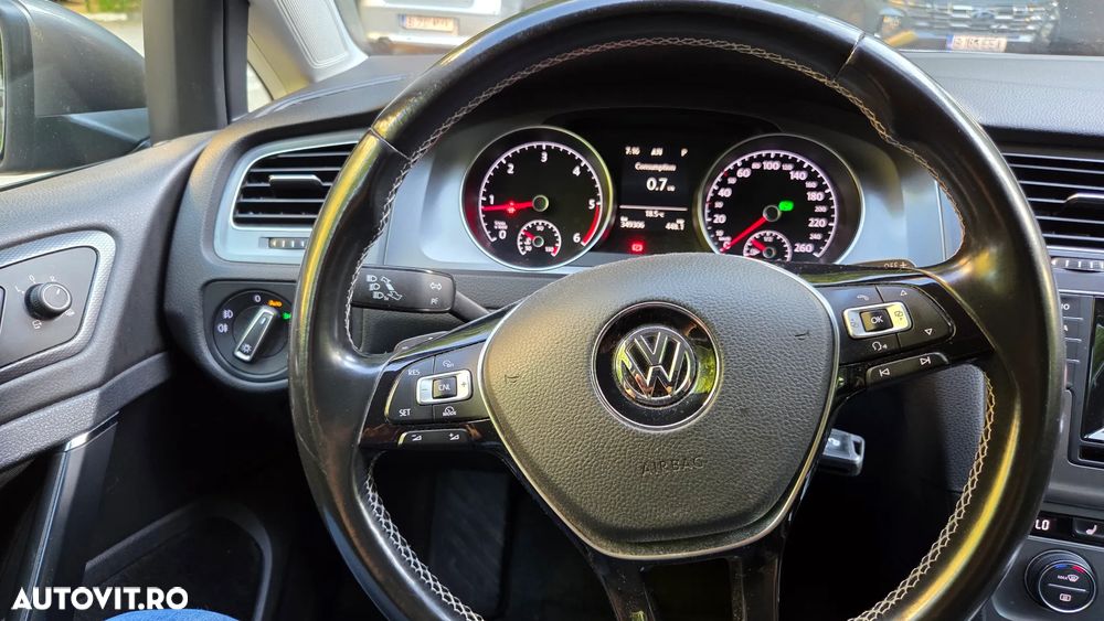 Volkswagen Golf 1.6 TDI DPF BMT DSG Trendline - 8
