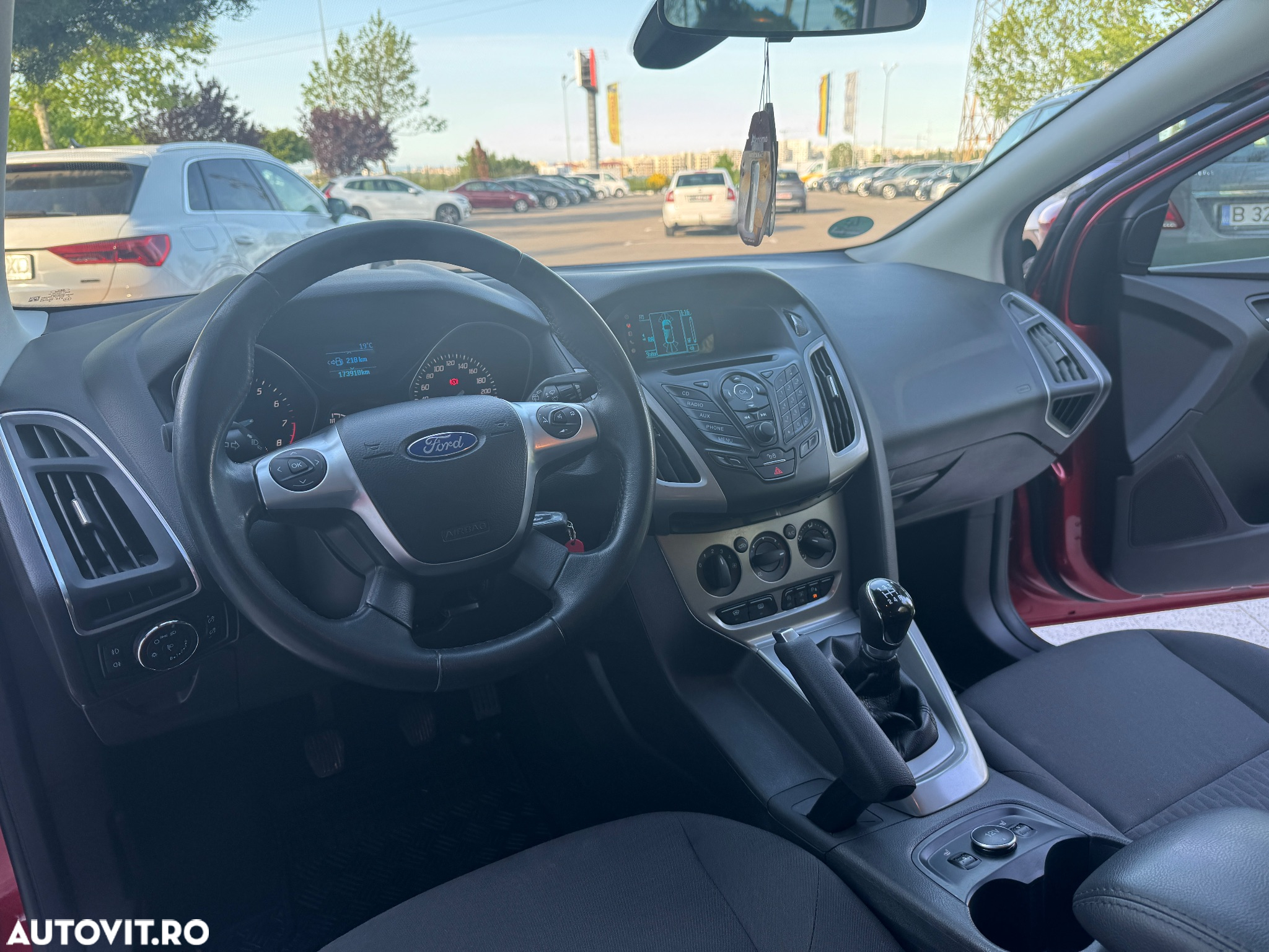 Ford Focus 1.0 EcoBoost Connected - 25