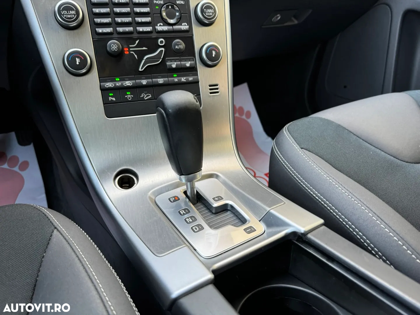 Volvo XC 60 - 11