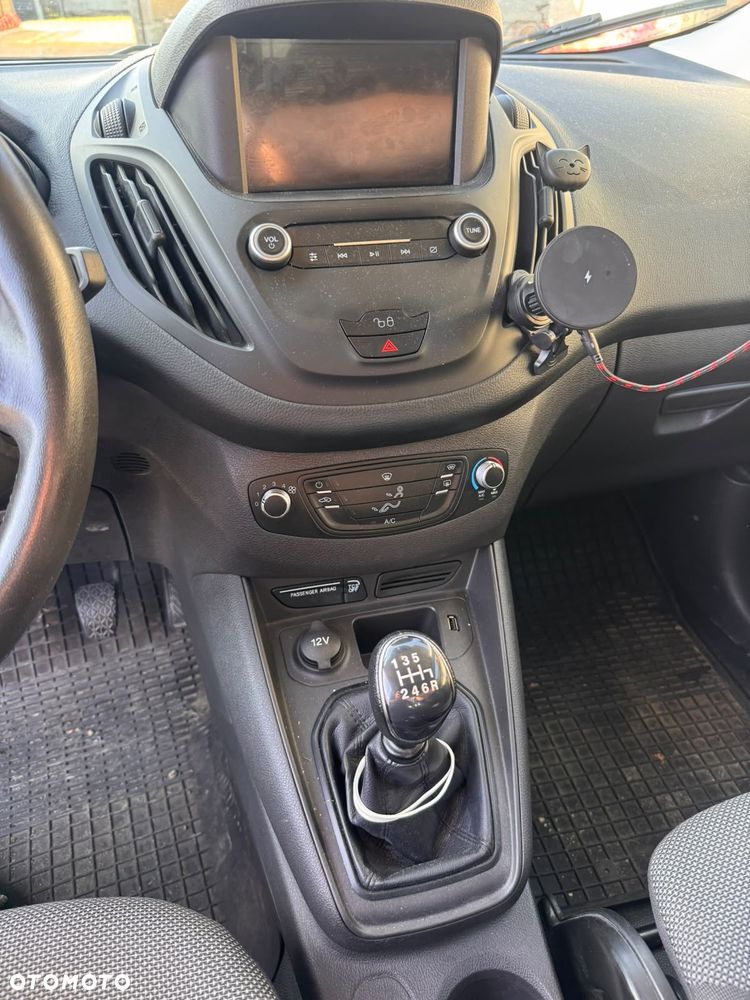 Ford Transit Courier Ambiente - 10