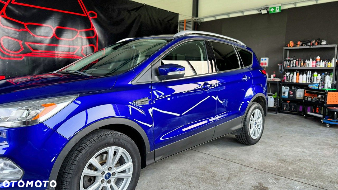 Ford Kuga 2.0 TDCi FWD Titanium - 15