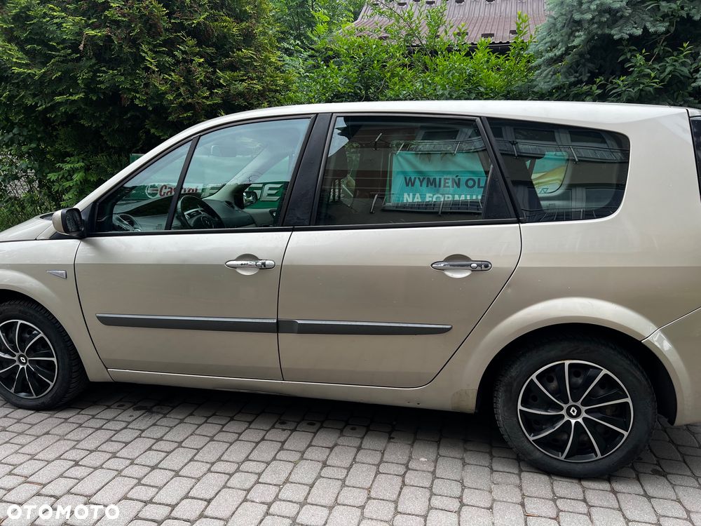 Renault Scenic - 3