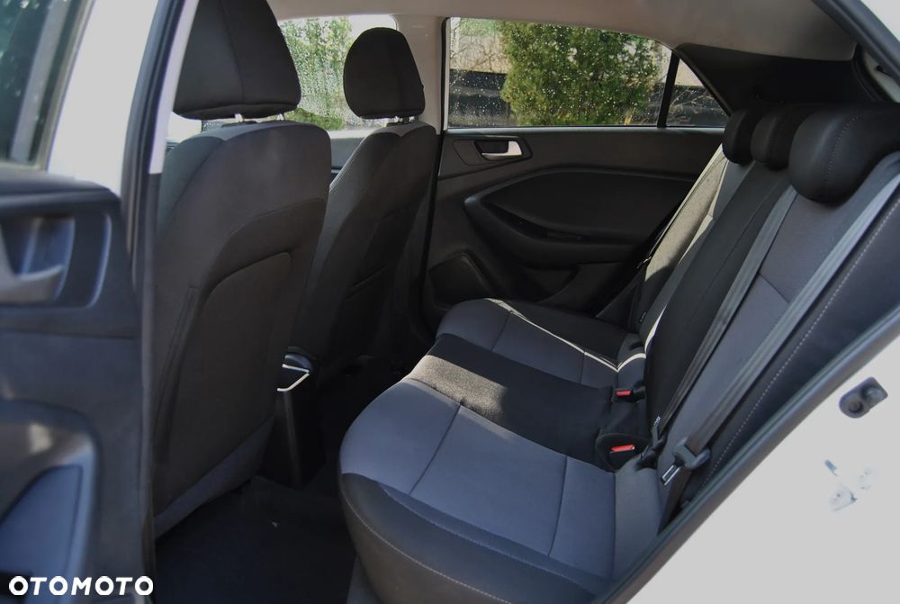 Hyundai i20 - 6