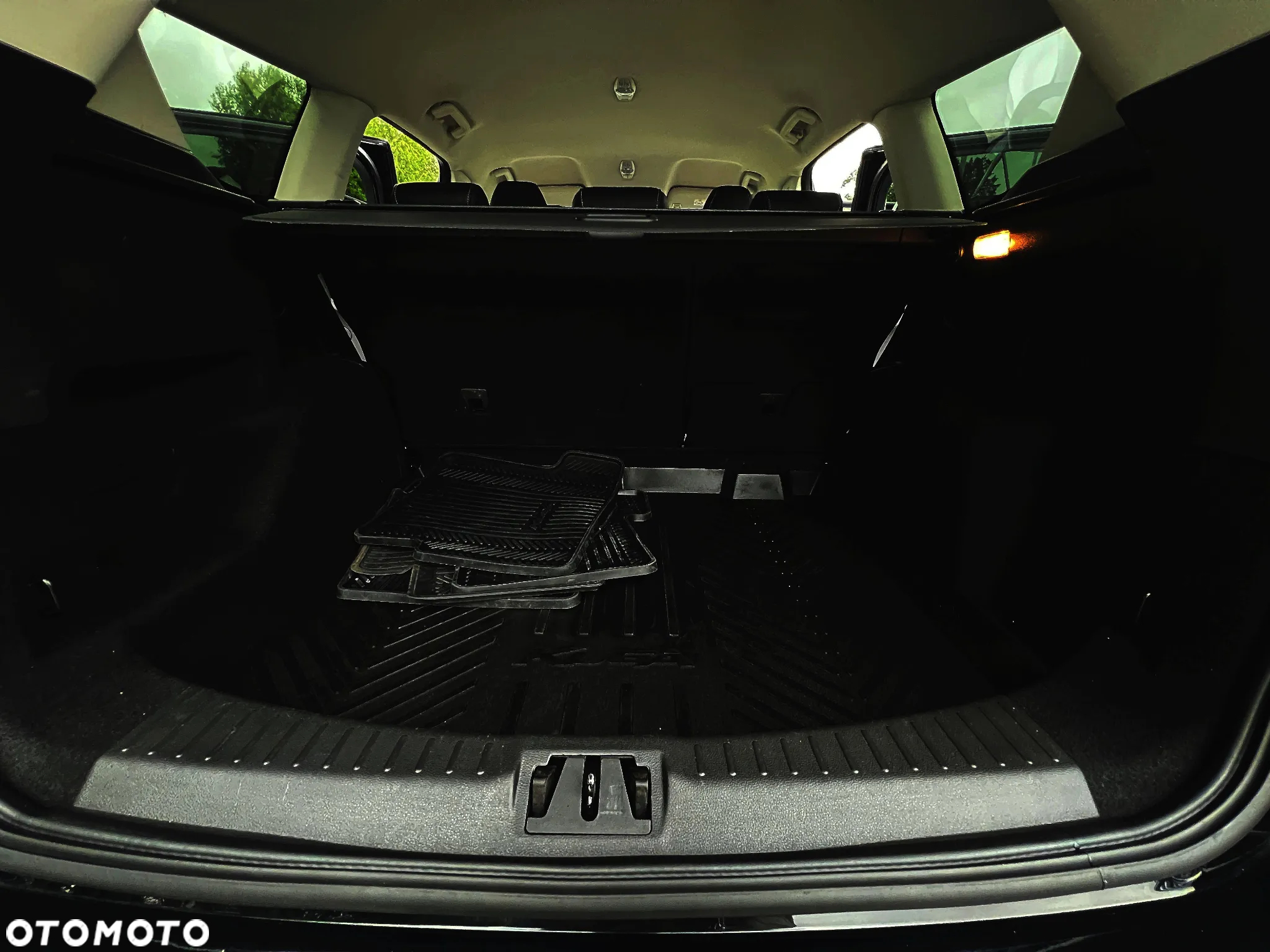 Ford Kuga 2.0 TDCi 4x4 Vignale - 37