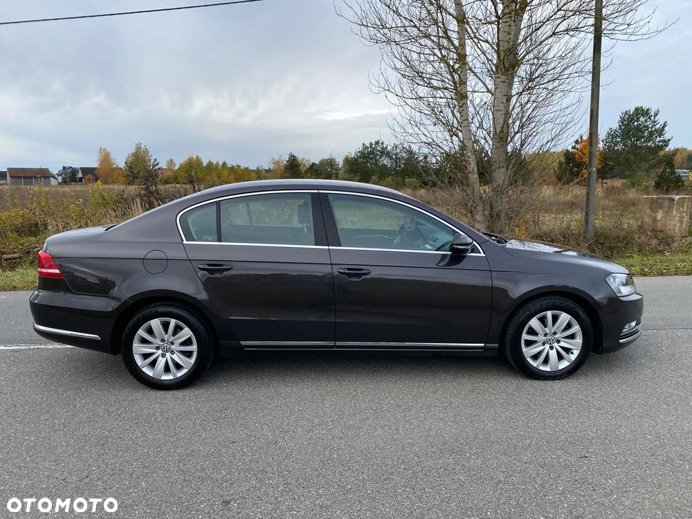 Volkswagen Passat 2011 photo 4