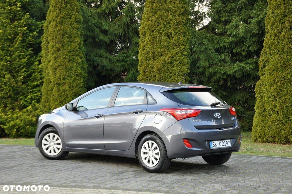 Hyundai i30 1.4 Comfort - 13