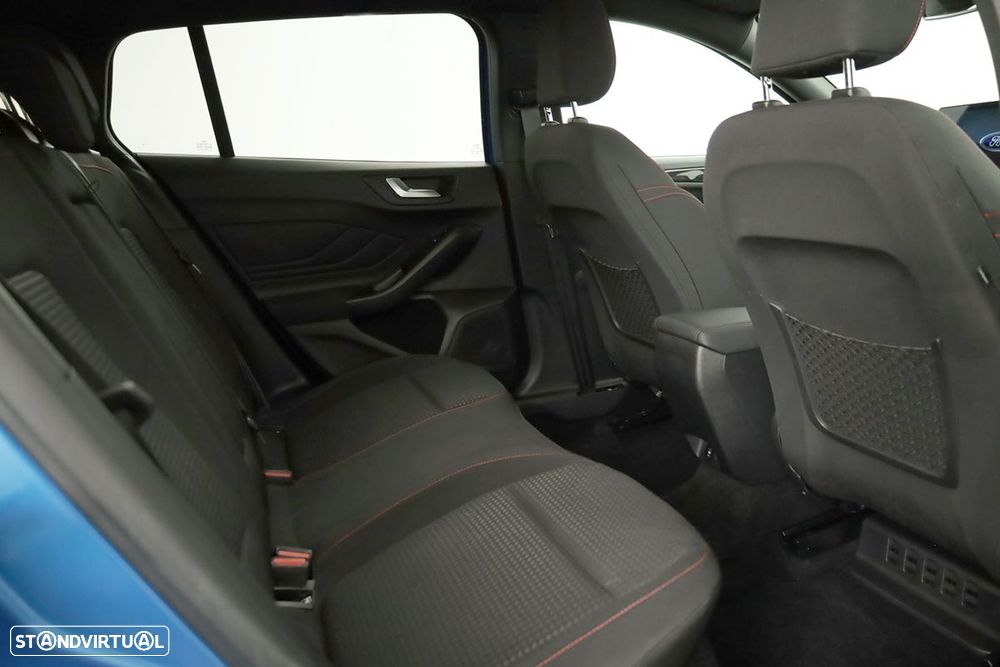 Ford Focus SW 1.0 EcoBoost MHEV ST-Line Aut. - 23