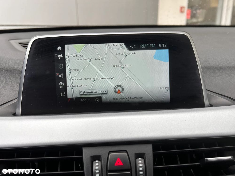 BMW X1 sDrive18d - 34