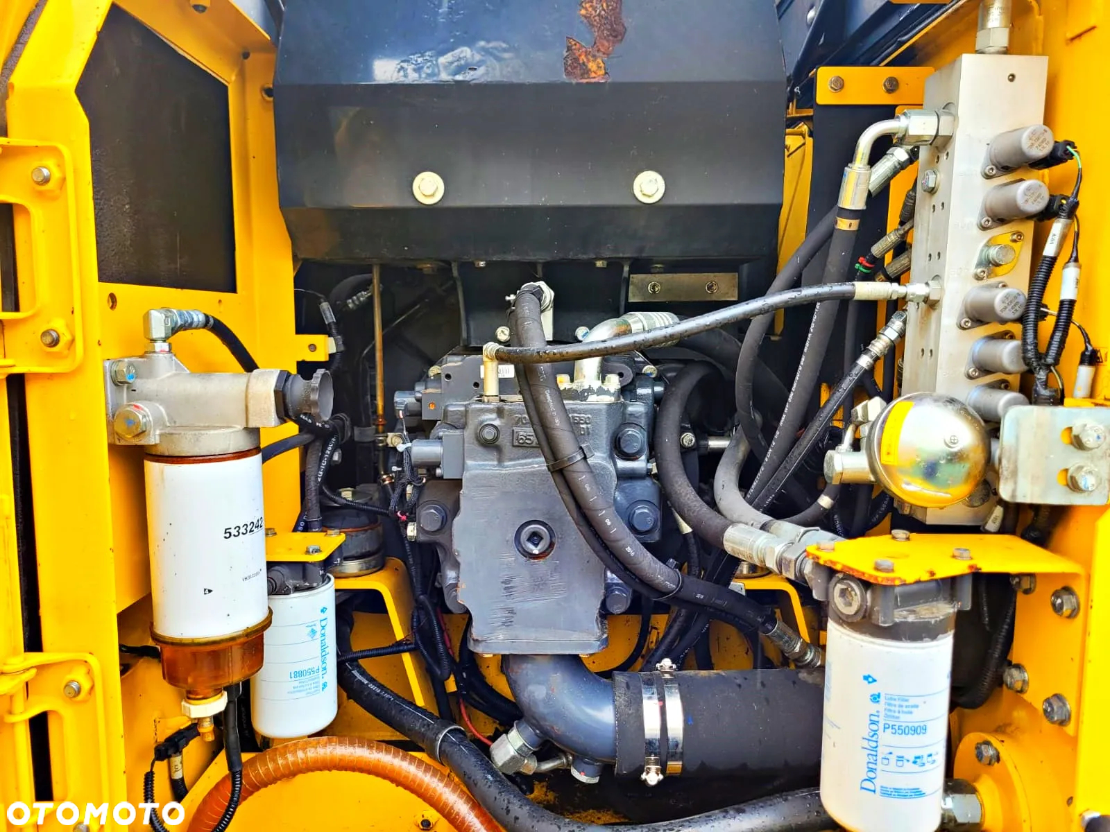 Komatsu PW 160 - 8 Wysięgnik dwuczęściowy, 3 ramiona - 16