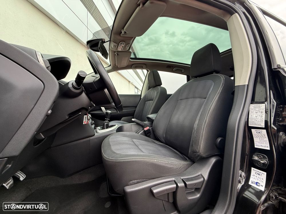 Nissan Qashqai +2 1.5 dCi Tekna Premium 17 - 11