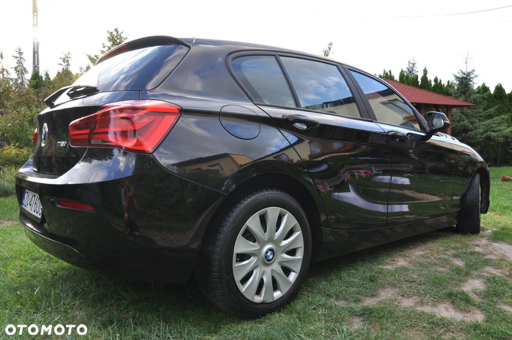 BMW Seria 1 118i - 3