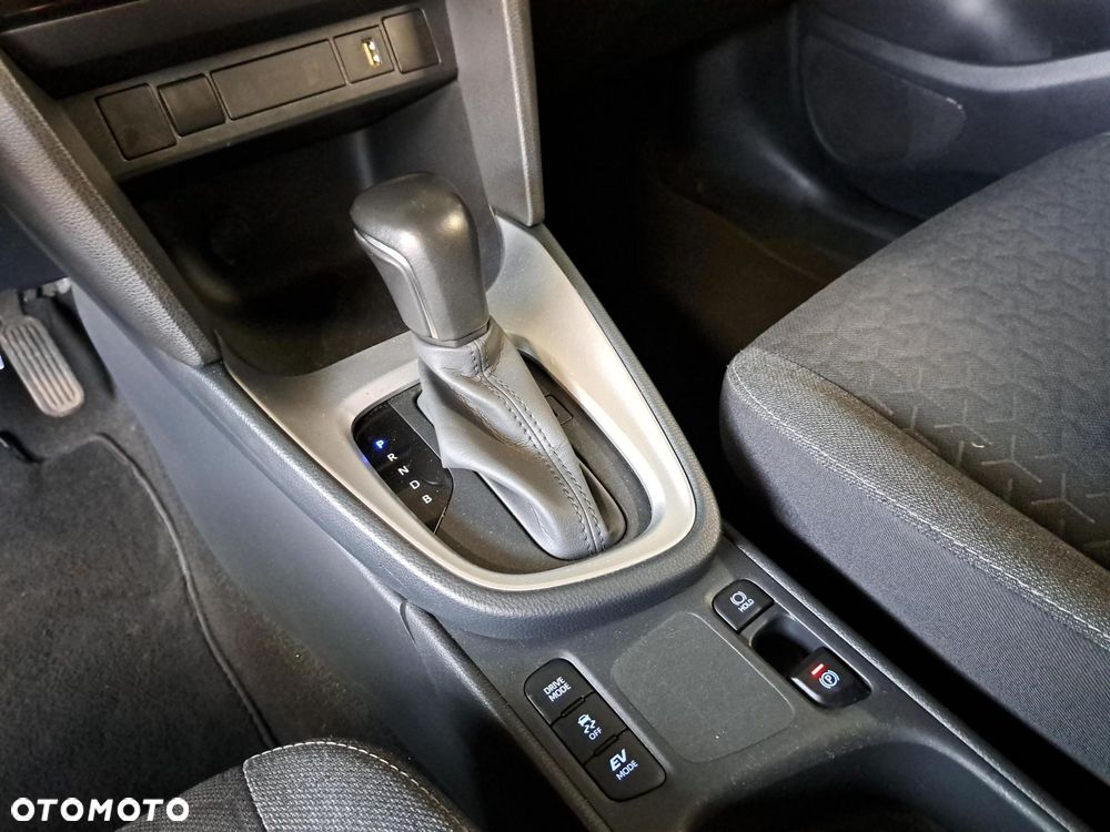 Toyota Yaris Cross Hybrid 1.5 Comfort - 23