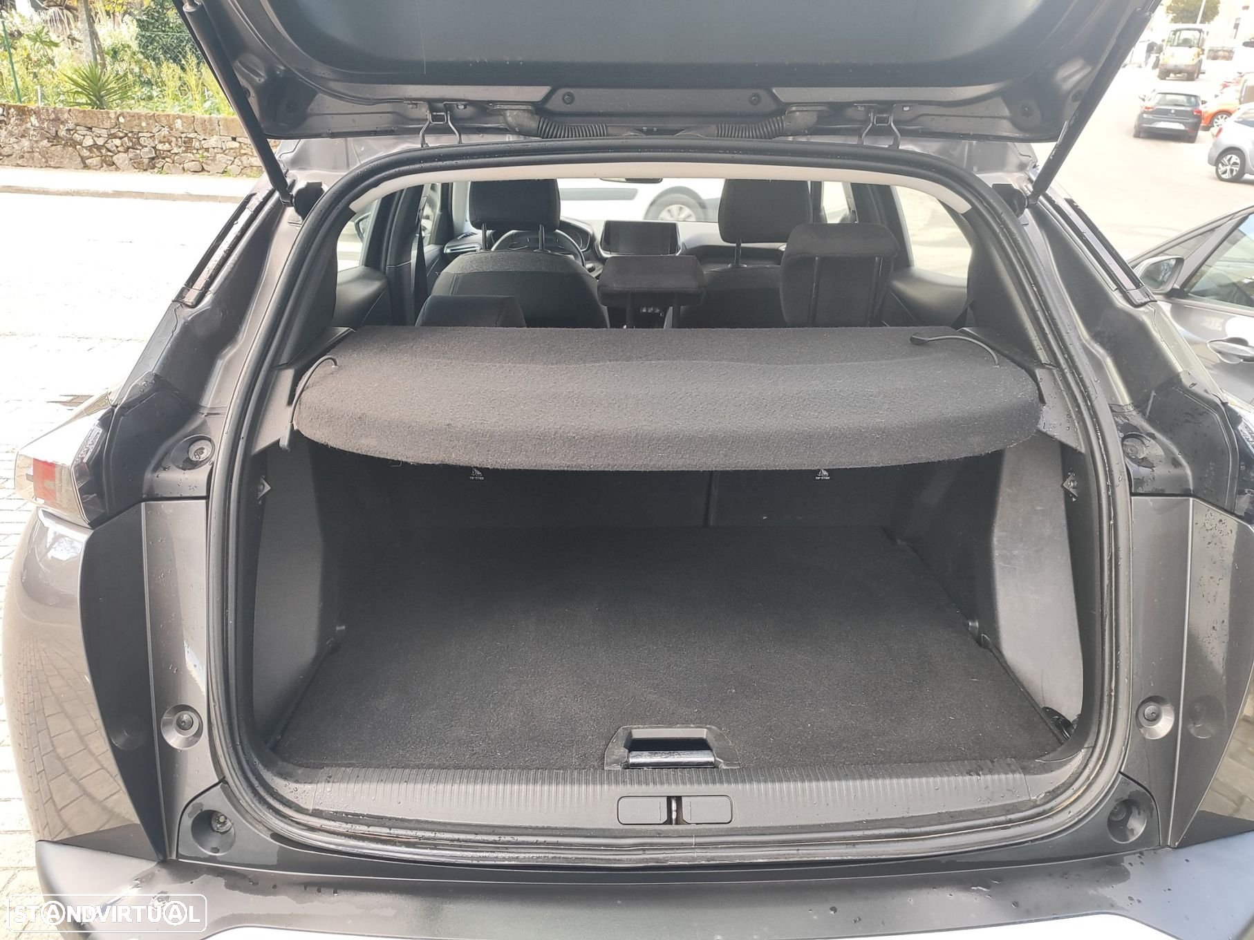 Peugeot 2008 1.2 PureTech Active - 6