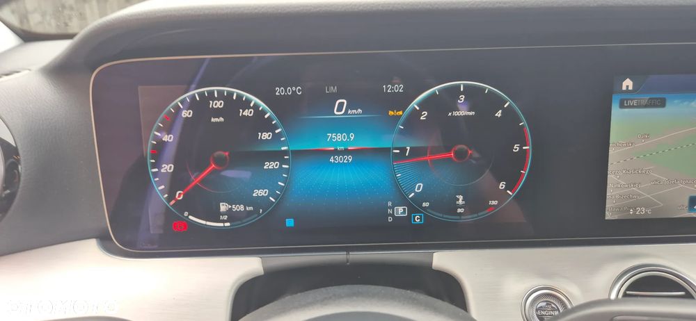 Mercedes-Benz Klasa E 200 d 9G-TRONIC - 17