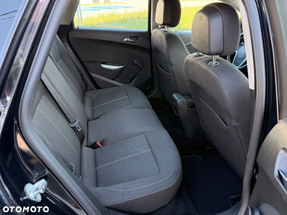 Opel Astra 1.4 T Sport - 26