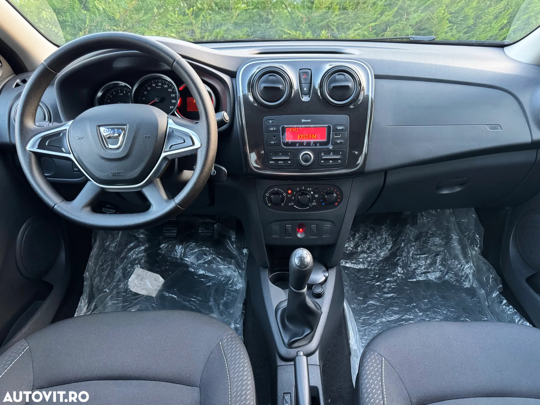Dacia Logan 0.9 TCe Laureate - 3