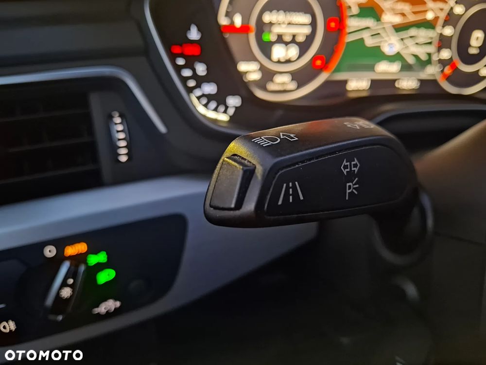 Audi A4 Limousine 2.0 TDI S tronic quattro sport - 31