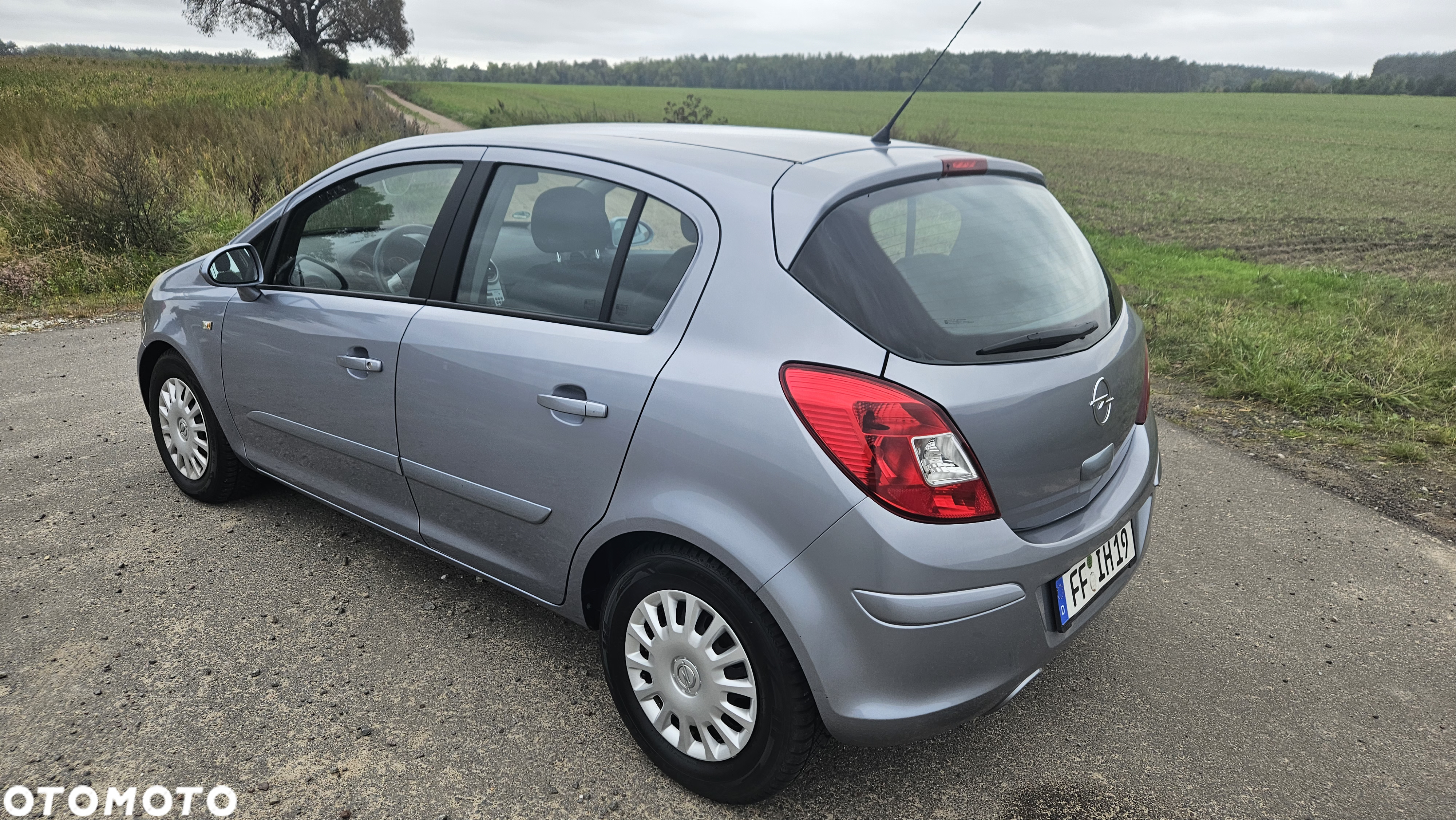 Opel Corsa 1.2 16V Cool - 13