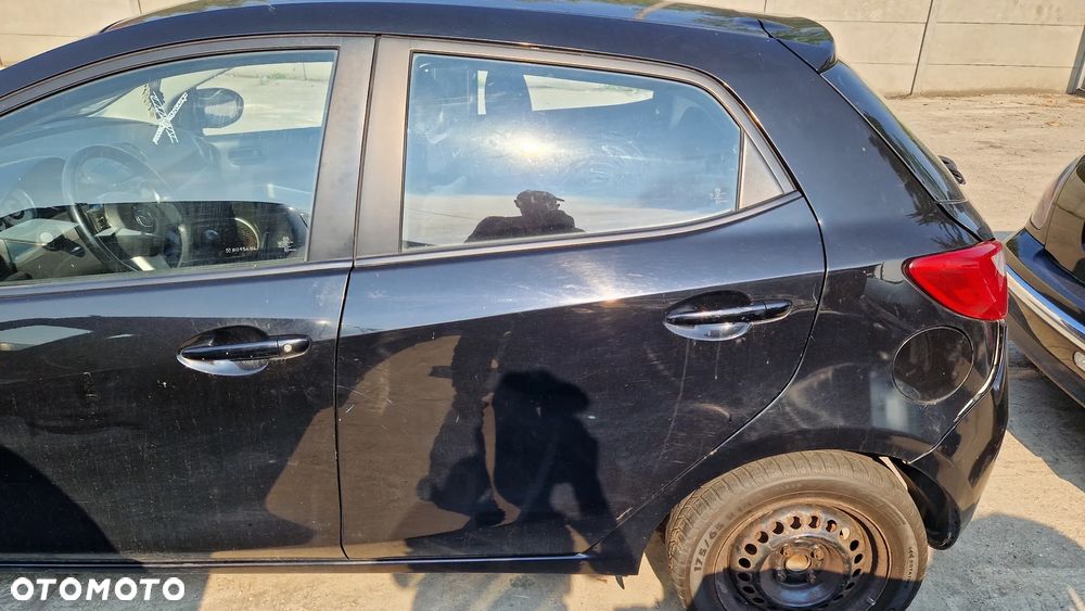 MAZDA 2 DE DRZWI LEWY TYŁ A3F - 1
