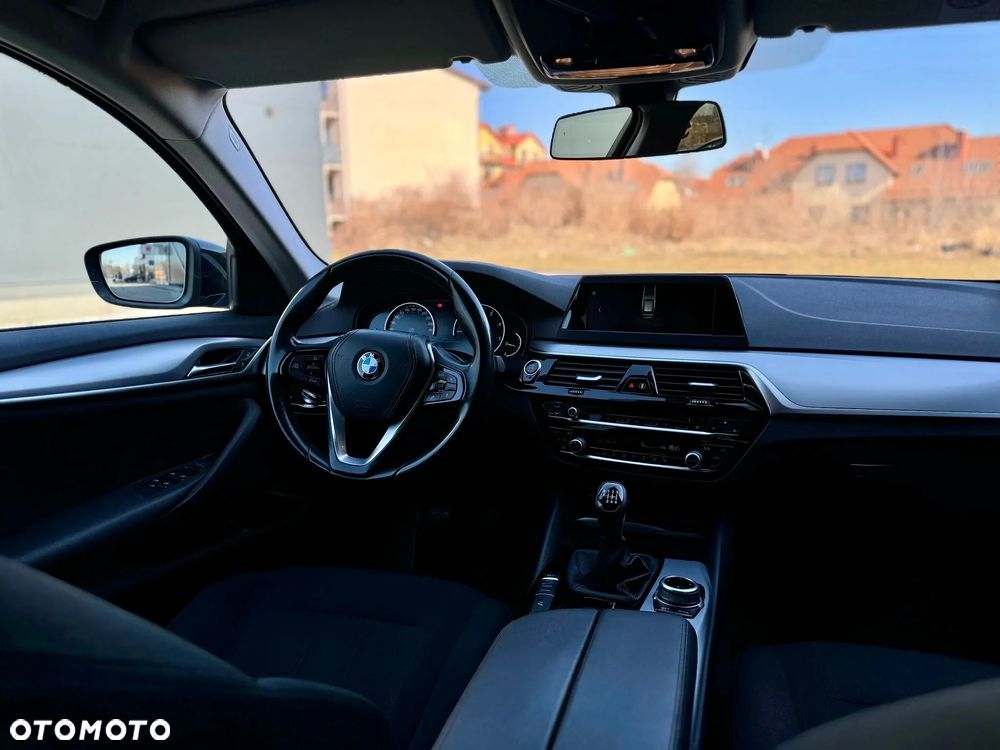 BMW Seria 5 - 17