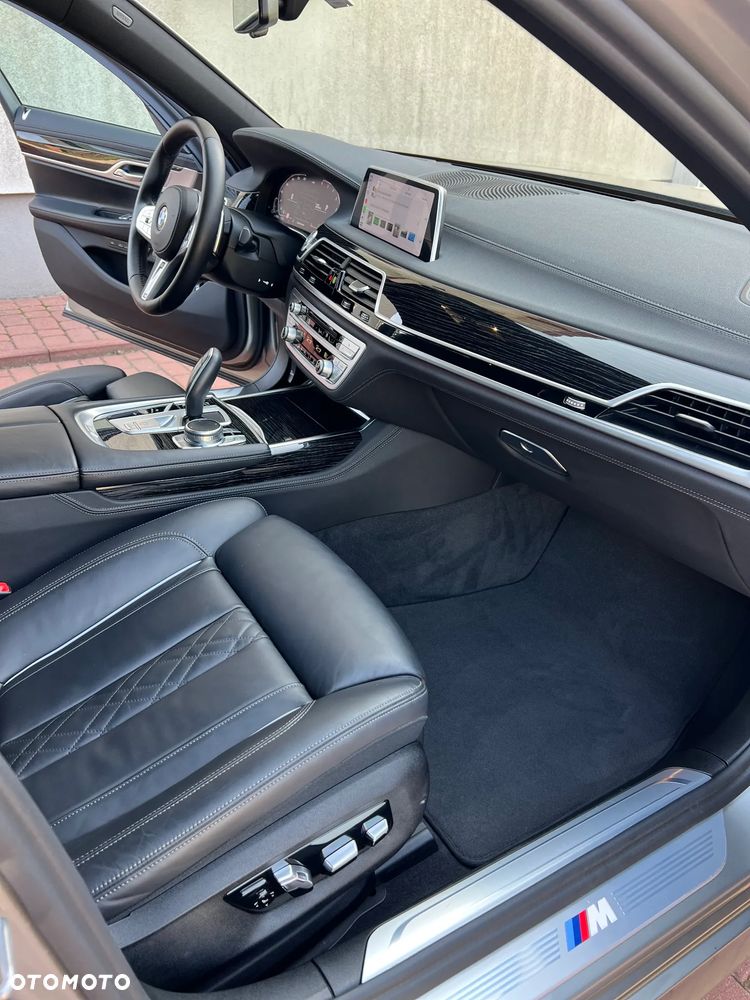 BMW Seria 7 740d xDrive mHEV sport - 8