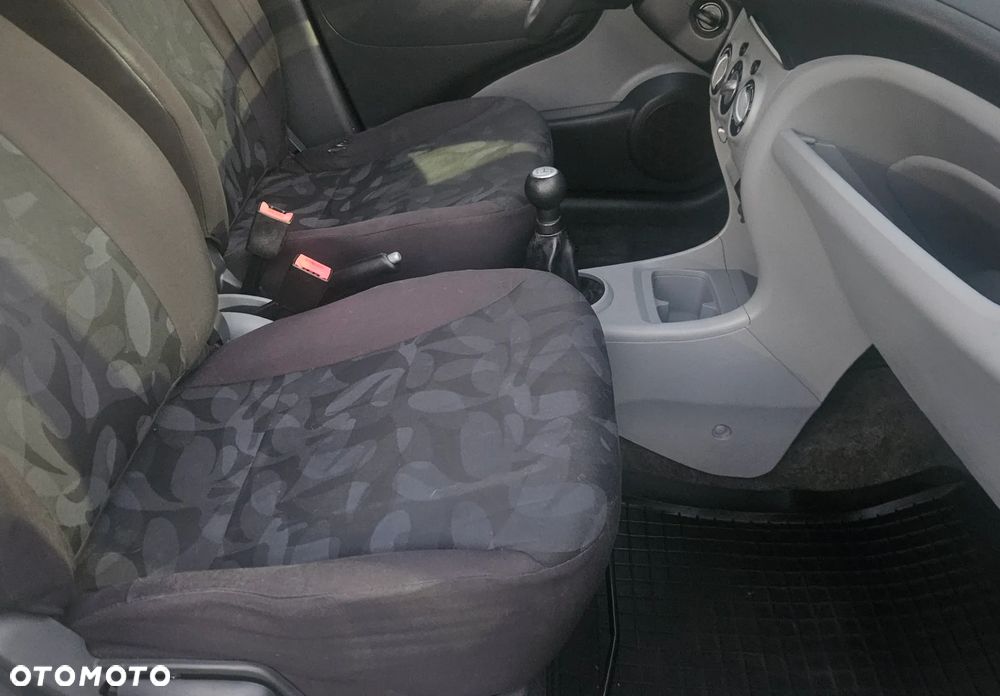 Suzuki Alto 1.0 City - 6