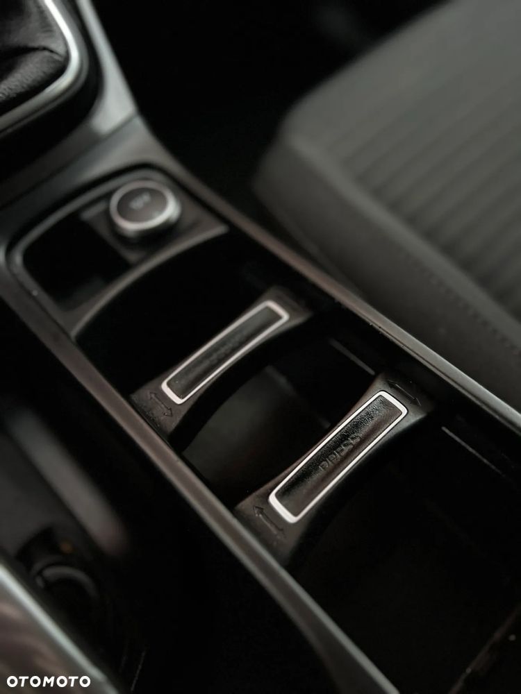 Ford C-MAX 1.5 EcoBoost Titanium ASS - 24