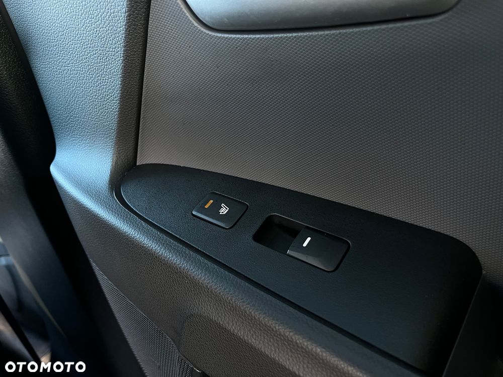 Kia Sportage 2.0 CRDI L AWD - 26