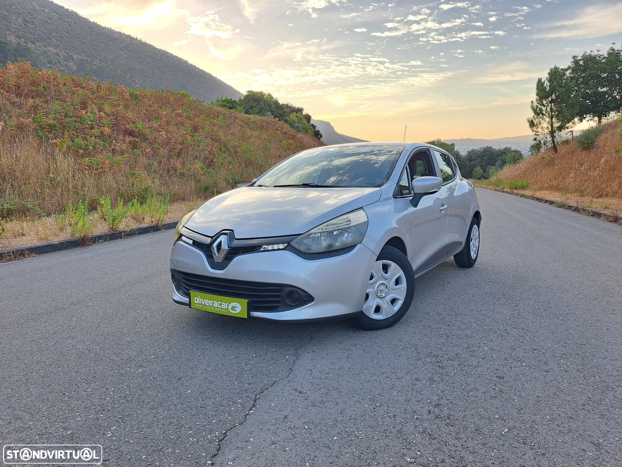 Renault Clio 1.2 16V Confort - 6