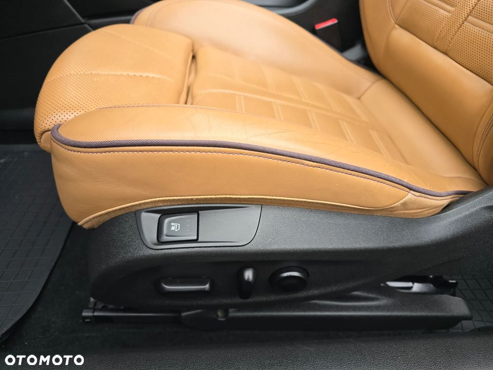 Opel Cascada 2.0 CDTI Supreme S&S - 25