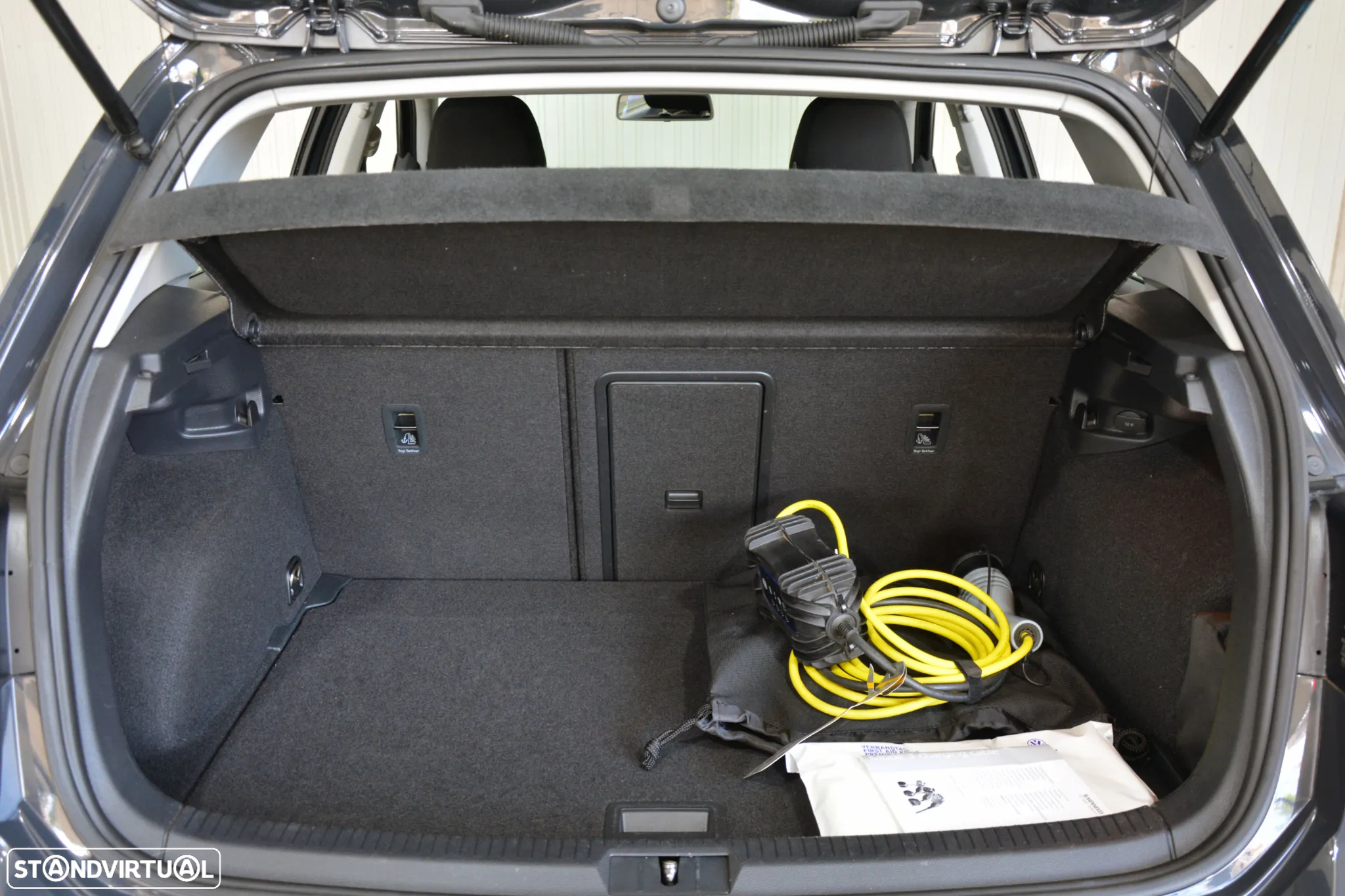 VW e-Golf AC/DC - 12