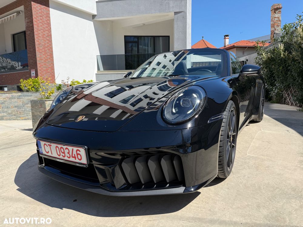 Porsche 992 - 8