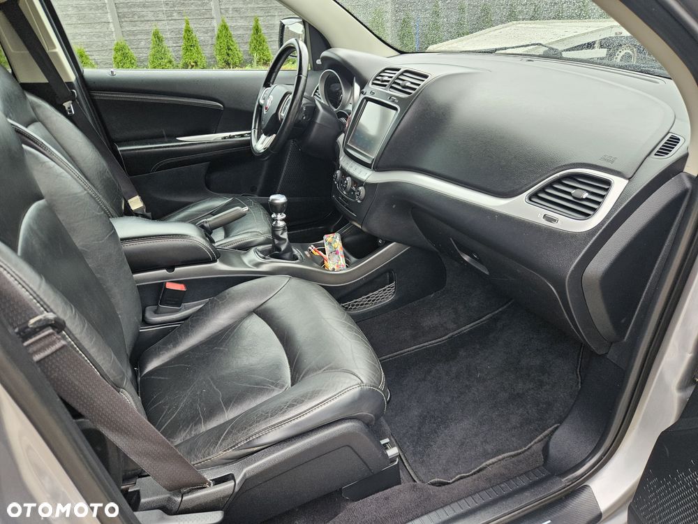 Fiat Freemont 2.0 Multijet 16V DPF Urban - 27