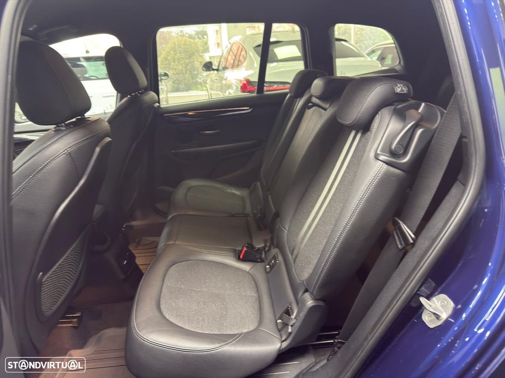 BMW 218 Gran Tourer d 7L Line Sport Auto - 30