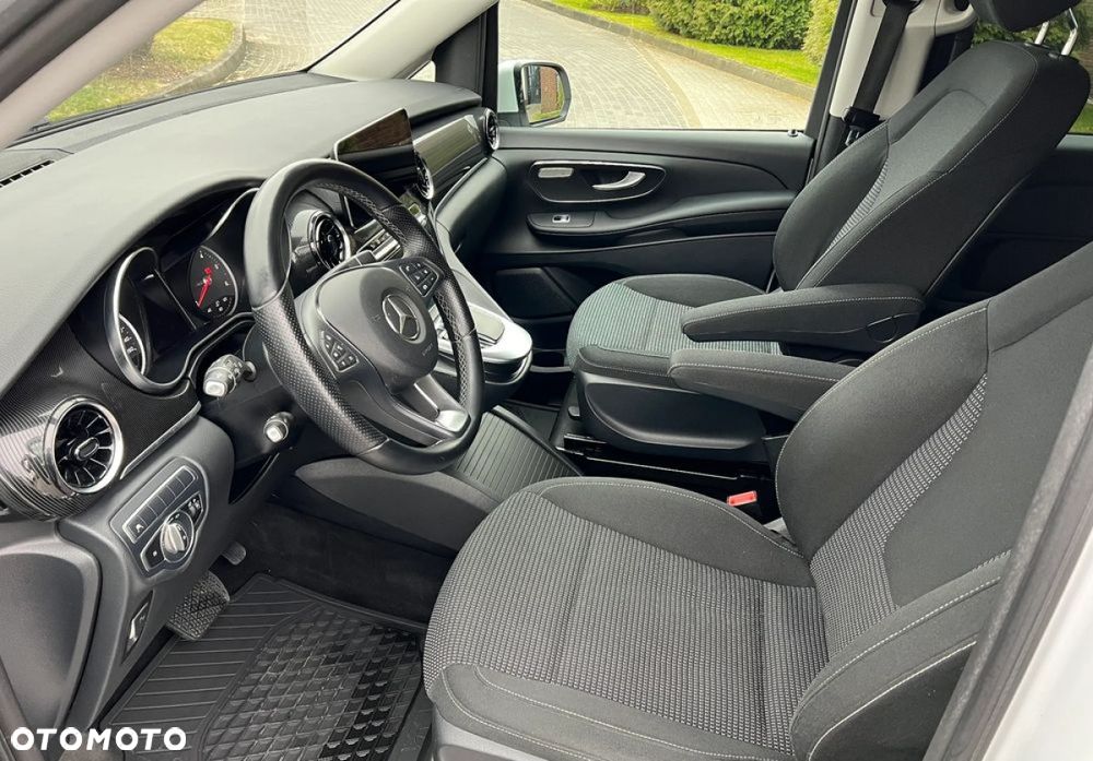 Mercedes-Benz Klasa V 220 d kompakt 9G-TRONIC Edition - 33