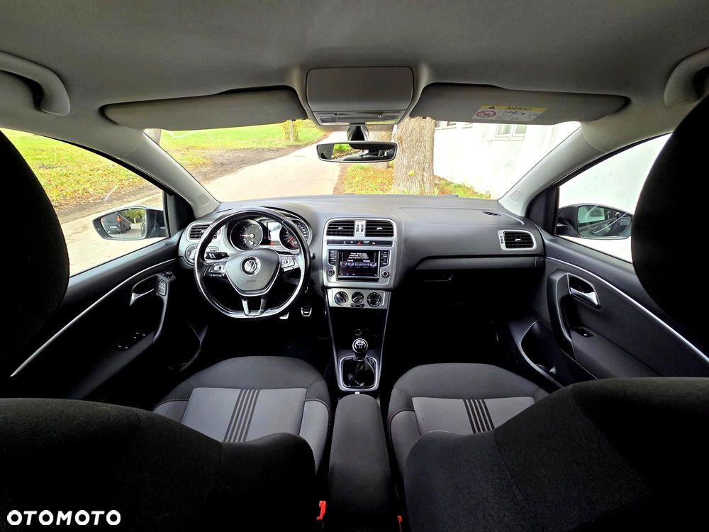 Volkswagen Polo 1.4 TDI Blue Motion Technology Allstar - 5