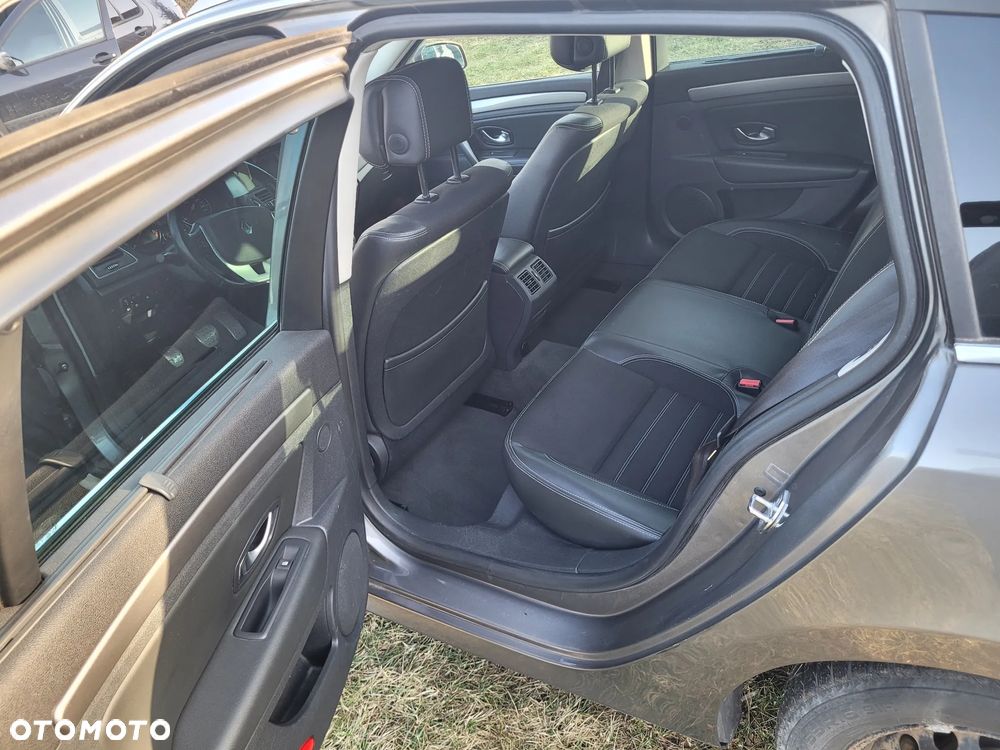 Renault Laguna dCi 110 FAP Paris Business - 11