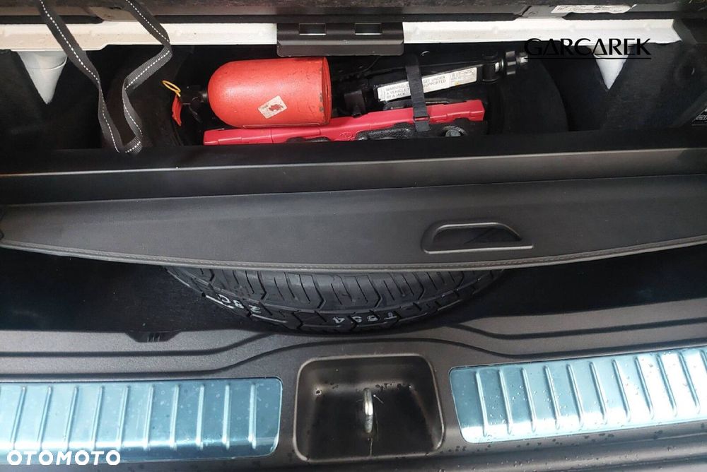 Mercedes-Benz GLS - 24