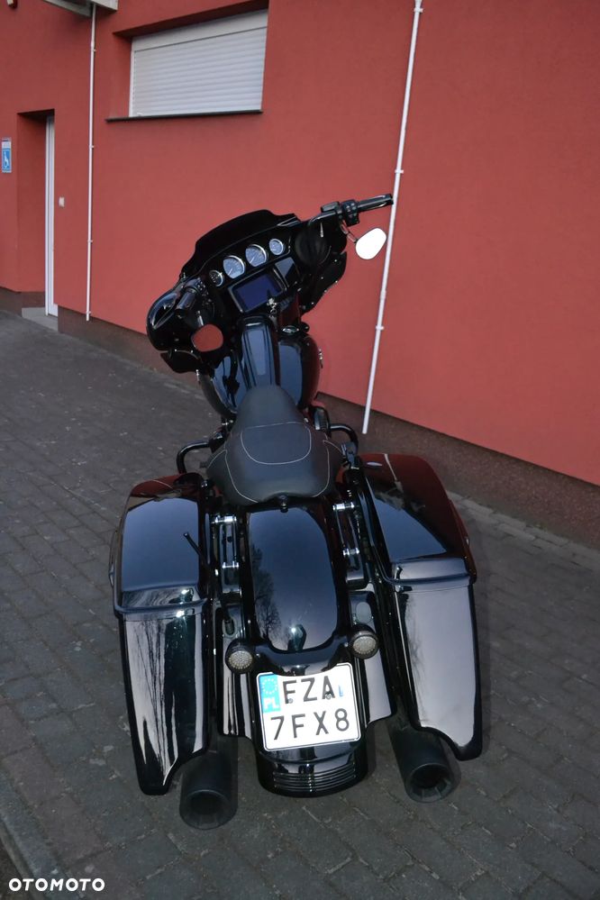 Harley-Davidson Touring Street Glide - 3