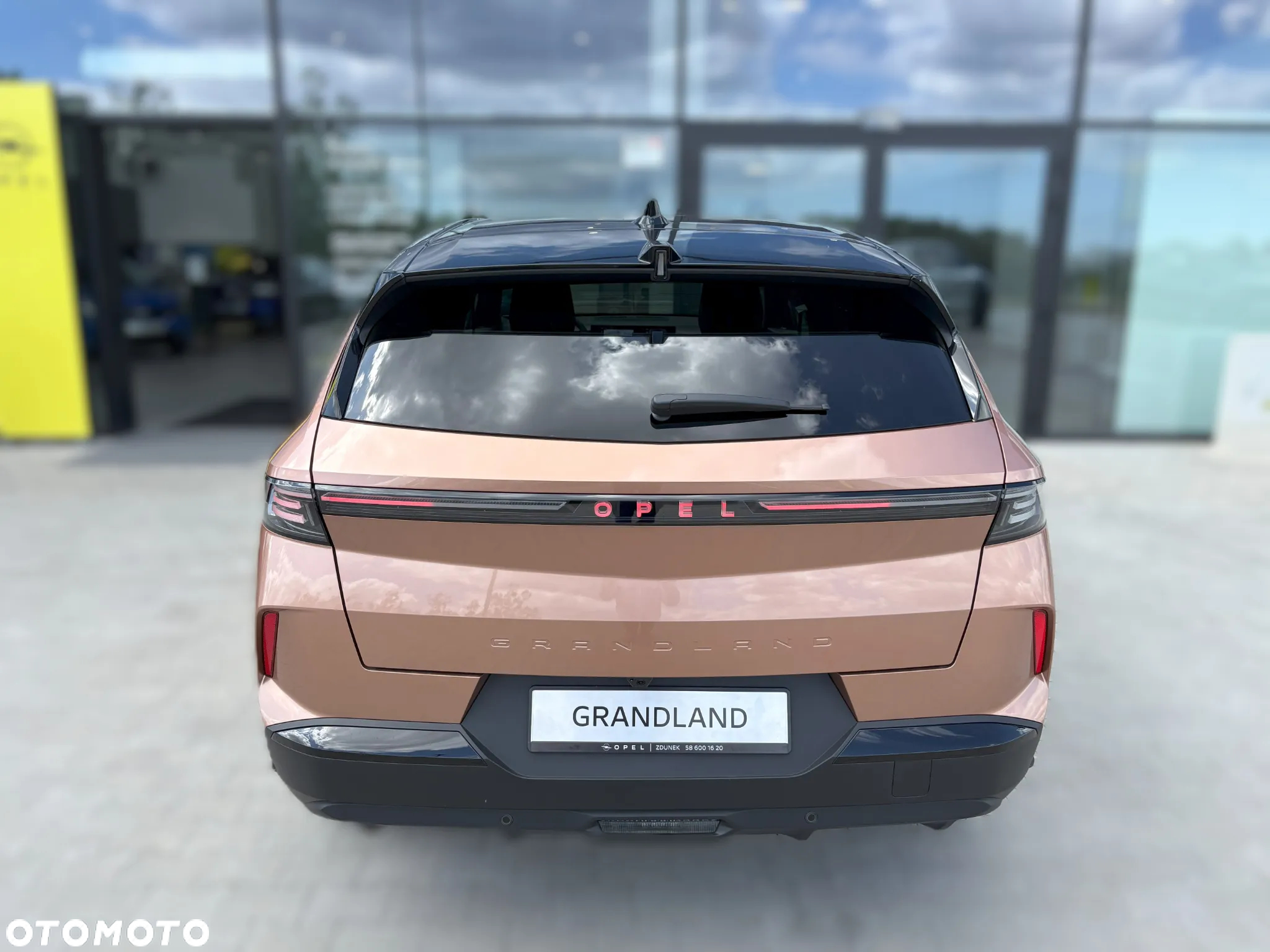 Opel Grandland 1.2 T mHEV GS S&S eDTC6 - 7